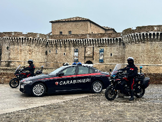 Senigallia – Pattuglie e mezzi dei carabinieri contro i furti in appartamento